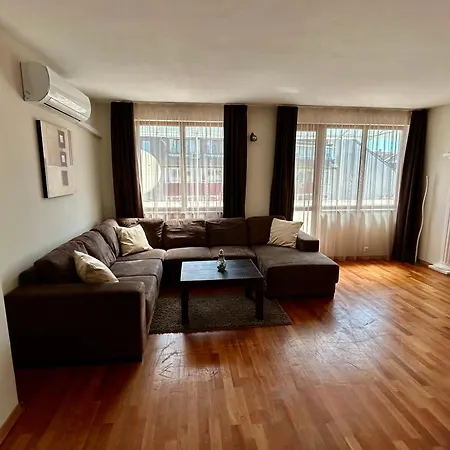 Διαμέρισμα Fenix 2 Bedroom Center *